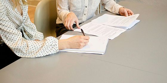 Il contratto fra efficienza e valori sociali
