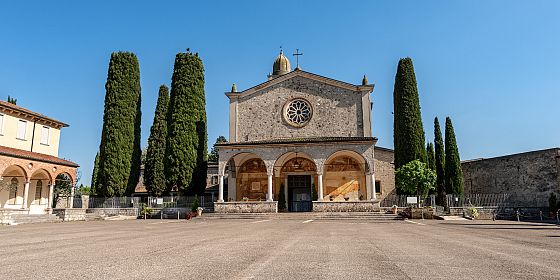 Garda Giubileo: il santuario del Frassino, il Cantico delle creature e il laghetto del Frassino 